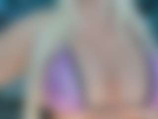 adrianna777's Live Sex Cam Show