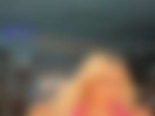 adrianna777's Live Sex Cam Show
