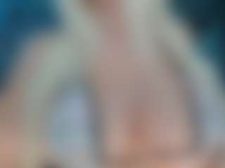 adrianna777's Live Sex Cam Show