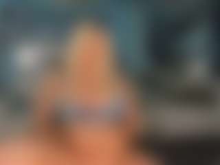 adrianna777's Live Sex Cam Show