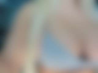 adrianna777's Live Sex Cam Show