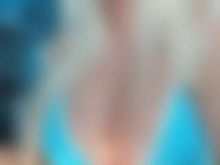 adrianna777's Live Sex Cam Show