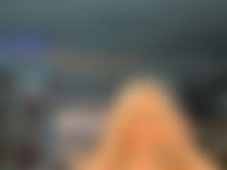 adrianna777's Live Sex Cam Show
