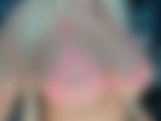 adrianna777's Live Sex Cam Show