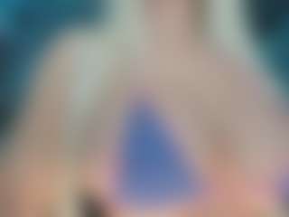 adrianna777's Live Sex Cam Show