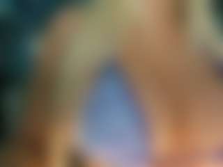 adrianna777's Live Sex Cam Show