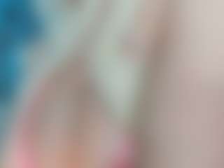 adrianna777's Live Sex Cam Show