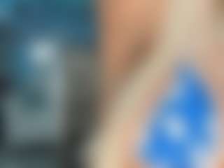 adrianna777's Live Sex Cam Show