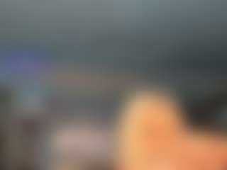adrianna777's Live Sex Cam Show