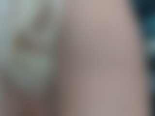 adrianna777's Live Sex Cam Show