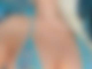 adrianna777's Live Sex Cam Show