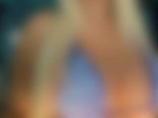 adrianna777's Live Sex Cam Show