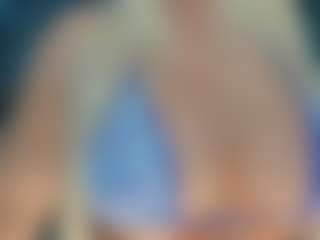 adrianna777's Live Sex Cam Show