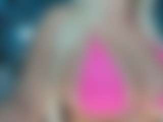 adrianna777's Live Sex Cam Show