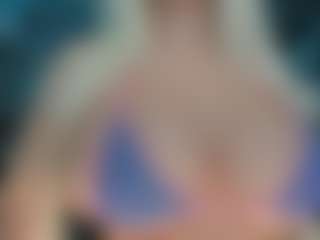 adrianna777's Live Sex Cam Show