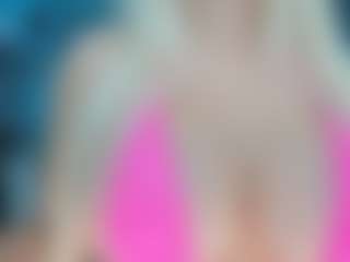 adrianna777's Live Sex Cam Show