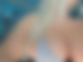 adrianna777's Live Sex Cam Show