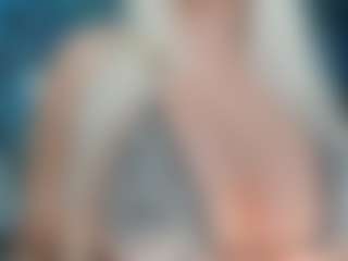 adrianna777's Live Sex Cam Show