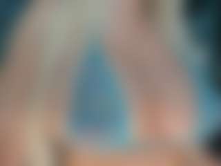 adrianna777's Live Sex Cam Show