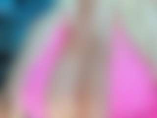 adrianna777's Live Sex Cam Show