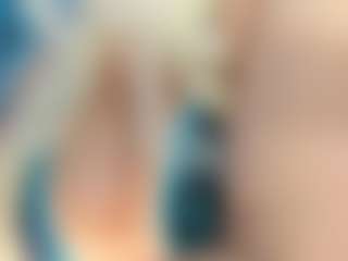adrianna777's Live Sex Cam Show