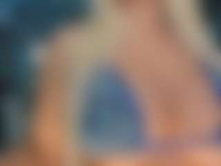 adrianna777's Live Sex Cam Show