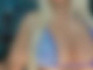 adrianna777's Live Sex Cam Show