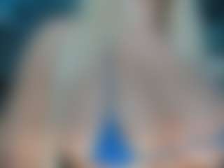 adrianna777's Live Sex Cam Show