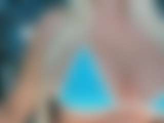 adrianna777's Live Sex Cam Show
