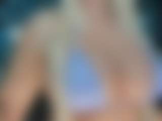 adrianna777's Live Sex Cam Show