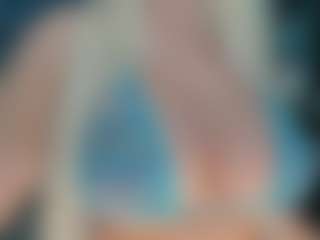 adrianna777's Live Sex Cam Show