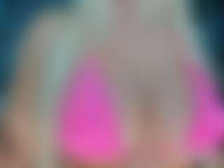 adrianna777's Live Sex Cam Show