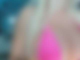 adrianna777's Live Sex Cam Show