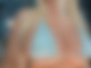 adrianna777's Live Sex Cam Show