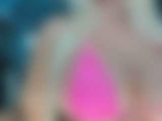 adrianna777's Live Sex Cam Show