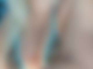 adrianna777's Live Sex Cam Show