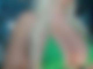 adrianna777's Live Sex Cam Show