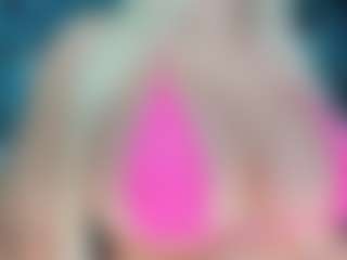 adrianna777's Live Sex Cam Show