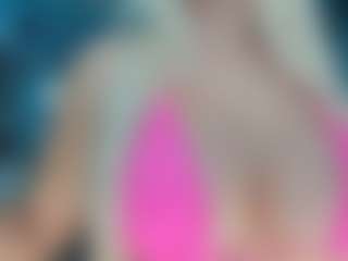 adrianna777's Live Sex Cam Show