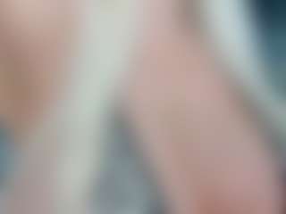 adrianna777's Live Sex Cam Show