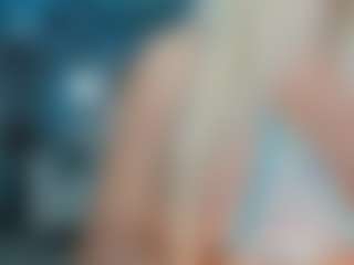 adrianna777's Live Sex Cam Show
