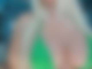 adrianna777's Live Sex Cam Show