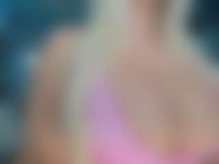adrianna777's Live Sex Cam Show