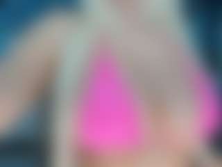 adrianna777's Live Sex Cam Show