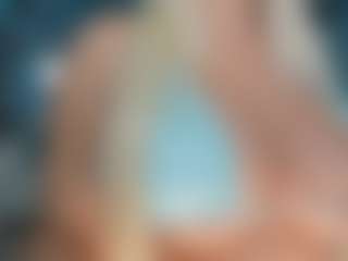adrianna777's Live Sex Cam Show