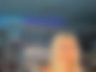 adrianna777's Live Sex Cam Show