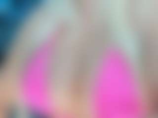 adrianna777's Live Sex Cam Show