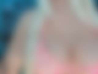 adrianna777's Live Sex Cam Show