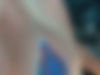 adrianna777's Live Sex Cam Show