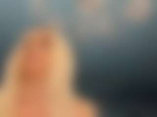 adrianna777's Live Sex Cam Show